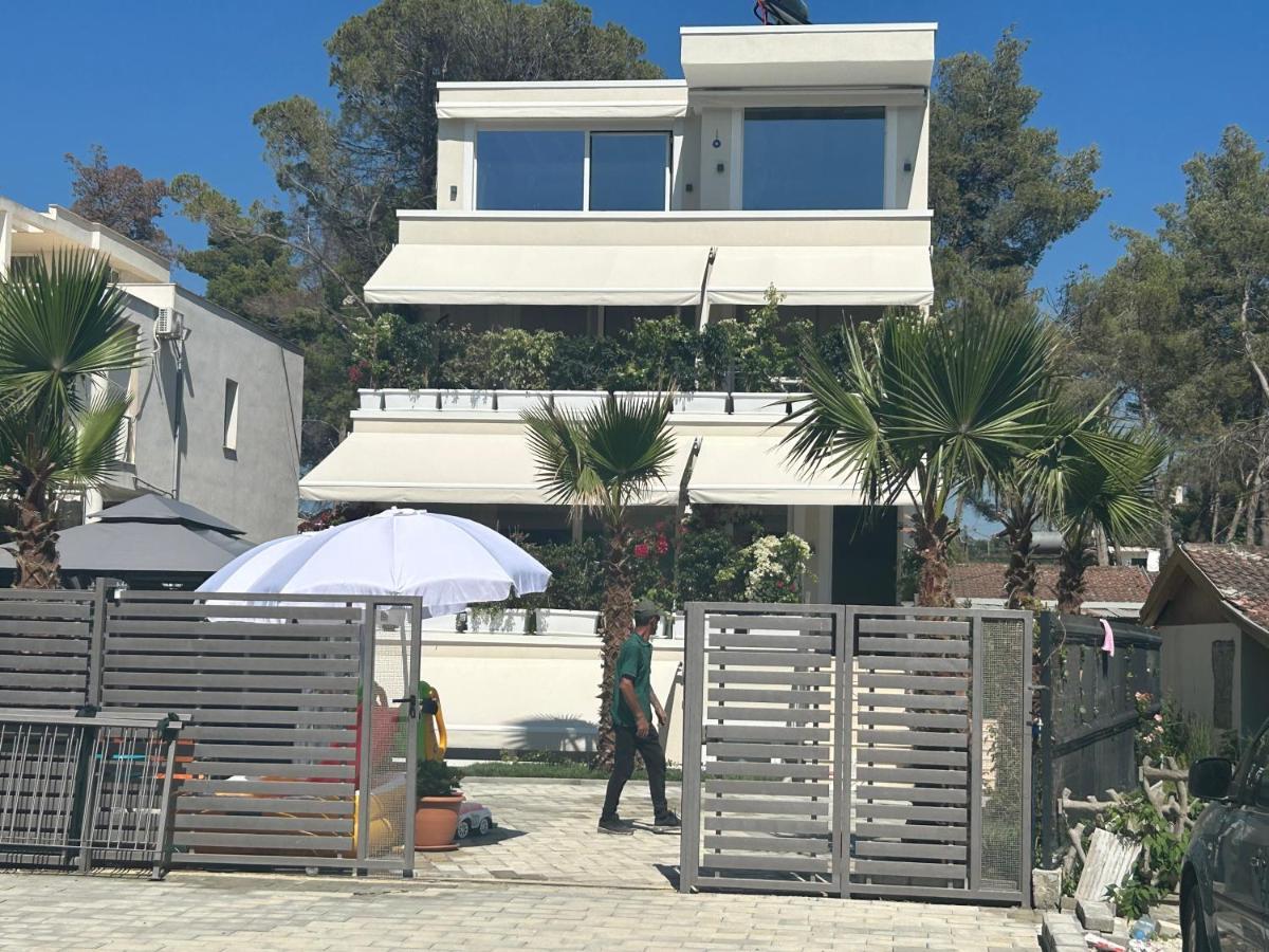 Villa Anna Golem  Buitenkant foto